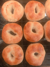 Load image into Gallery viewer, Artisan Sourdough Bagels (6 Pack)